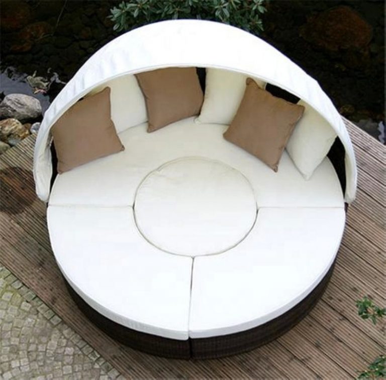 Outdoor Daybed Luxury Canopy OnSuit PVT S L   Outdoor Daybed Luxury Canopy 1 768x755 